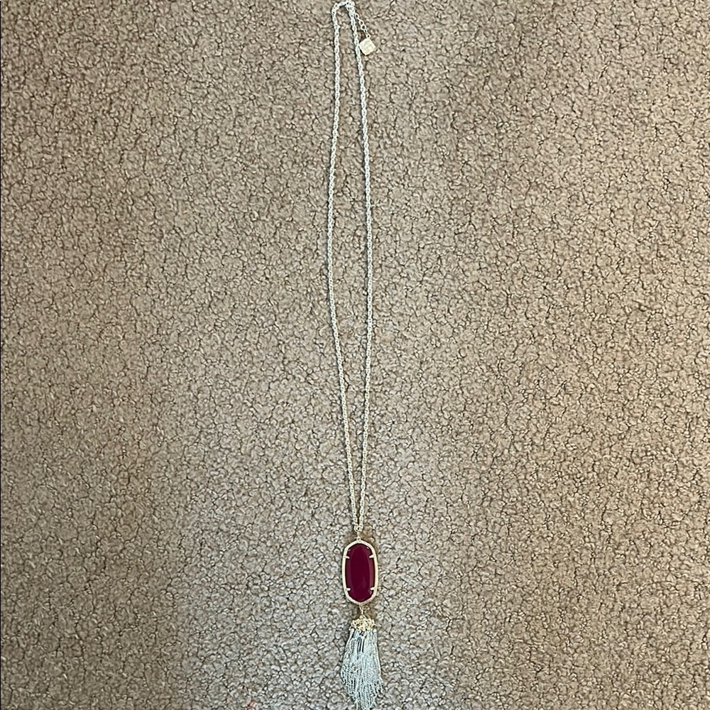 Elegant Gold and Red Kendra Scott Pendant Necklace